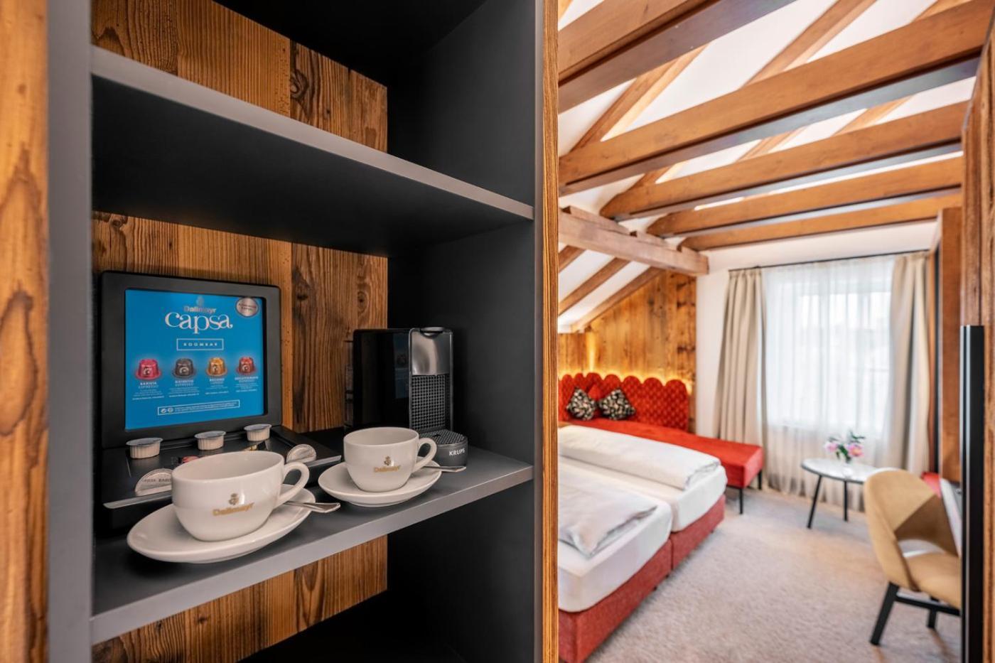 Hotel Schaefflerwirt Ашхайм Екстериор снимка