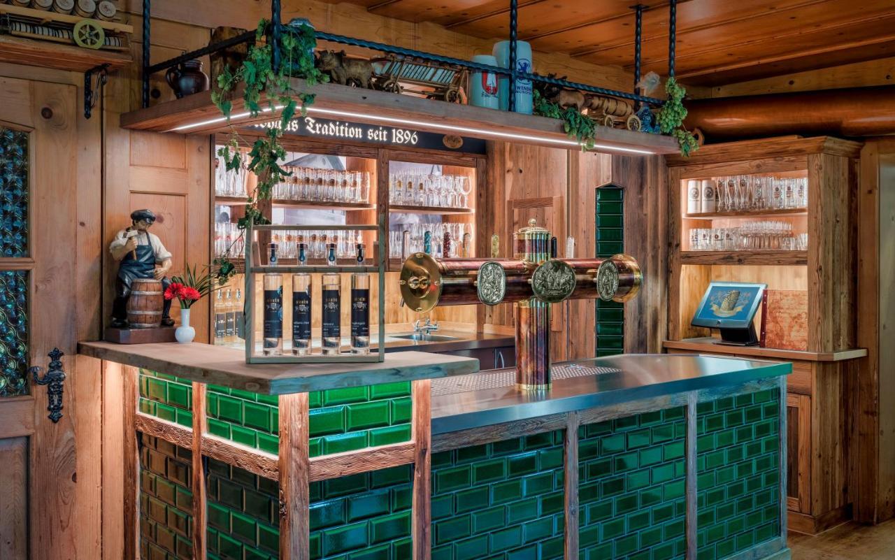 Hotel Schaefflerwirt Ашхайм Екстериор снимка